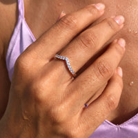 Thumbnail for V ring — close-up van de details, zilver | SKU: 10645547-4.5-silver