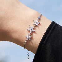 Thumbnail for Armband bloem — close-up van de details, zilver | SKU: 422177-white-gold-XS-S