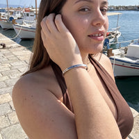 Thumbnail for Bangle armband — gedragen in het dagelijks leven, zilver | SKU: bgby-wg