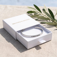 Thumbnail for Carpe diem armband — in de cadeaudoos, zilver | SKU: cp-rg