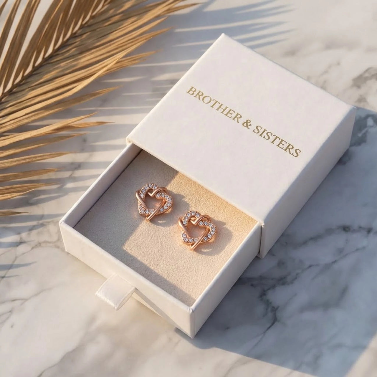 Hartjes oorbellen — in de cadeaudoos, rosé goud | SKU: 419593-rose-gold