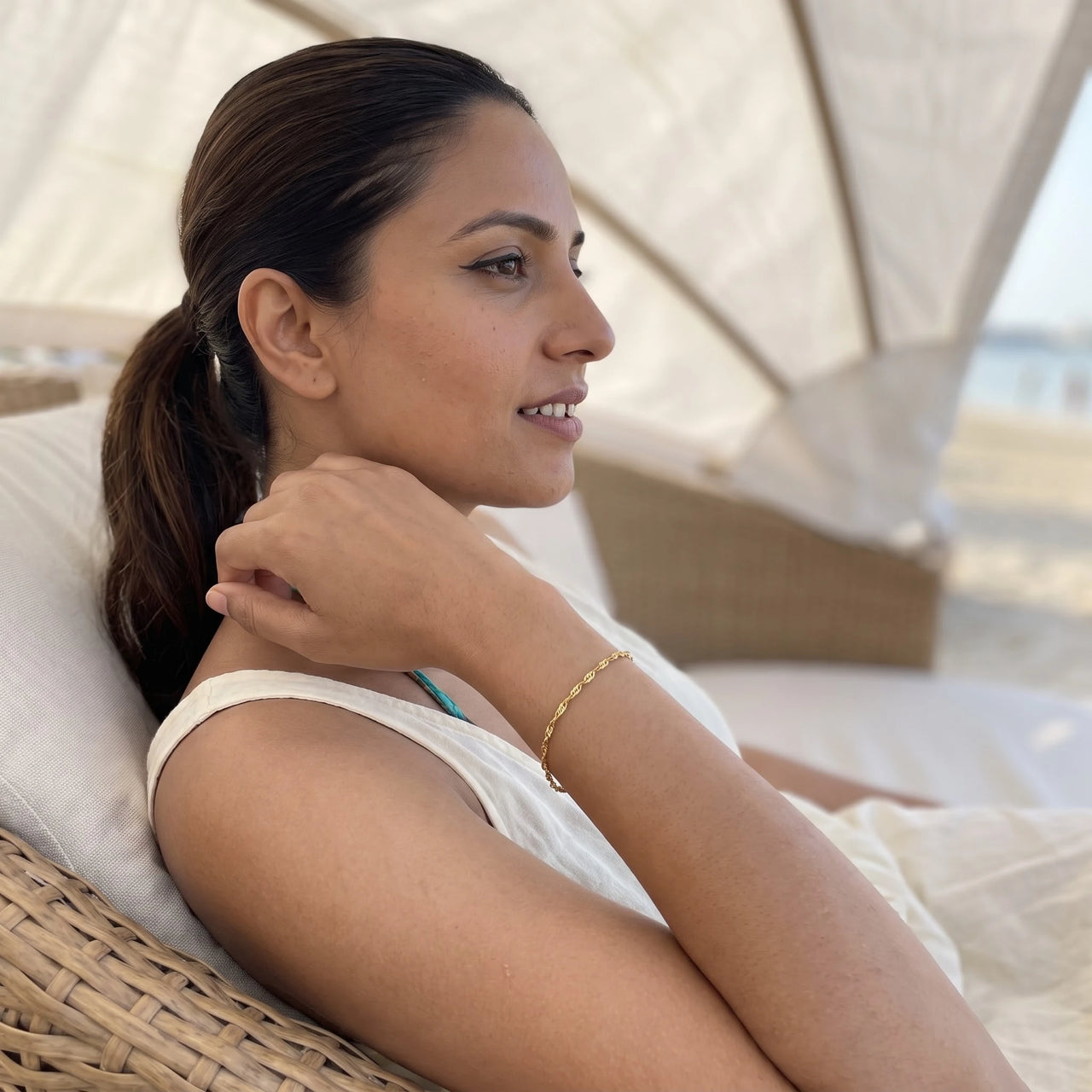 Armbandje — gedragen op een ontspannen dag, goud | SKU: lafinesse