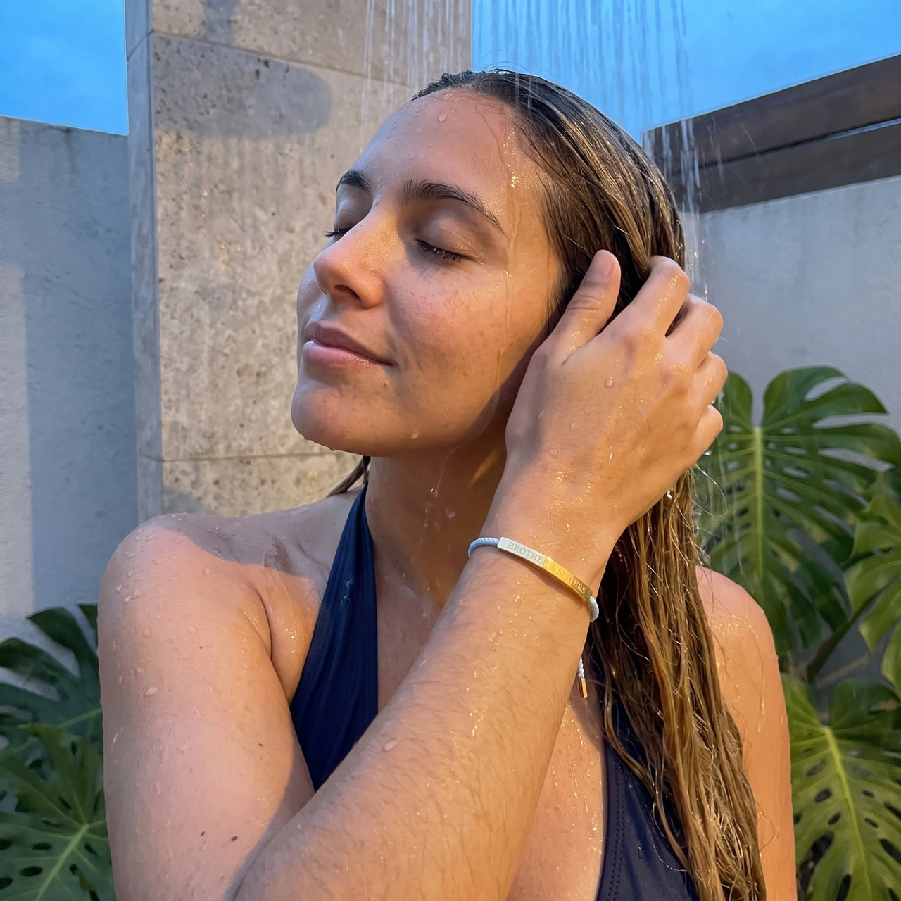 Cadeau vriendin — gedragen onder de douche, waterproof, goud | SKU: leciel-g