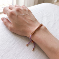 Thumbnail for Paarse armband — gedragen, echte grootte, rosé goud | SKU: lemauve-rg