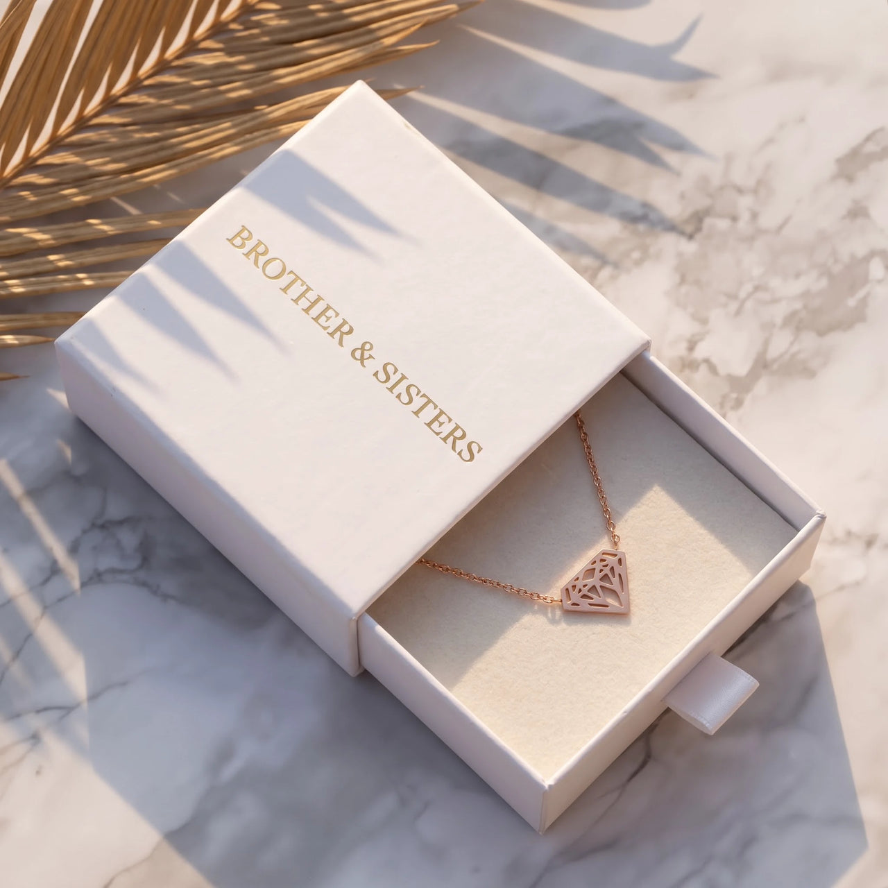 Geometrische ketting — in de cadeaudoos, rosé goud | SKU: 12791388-rose-gold