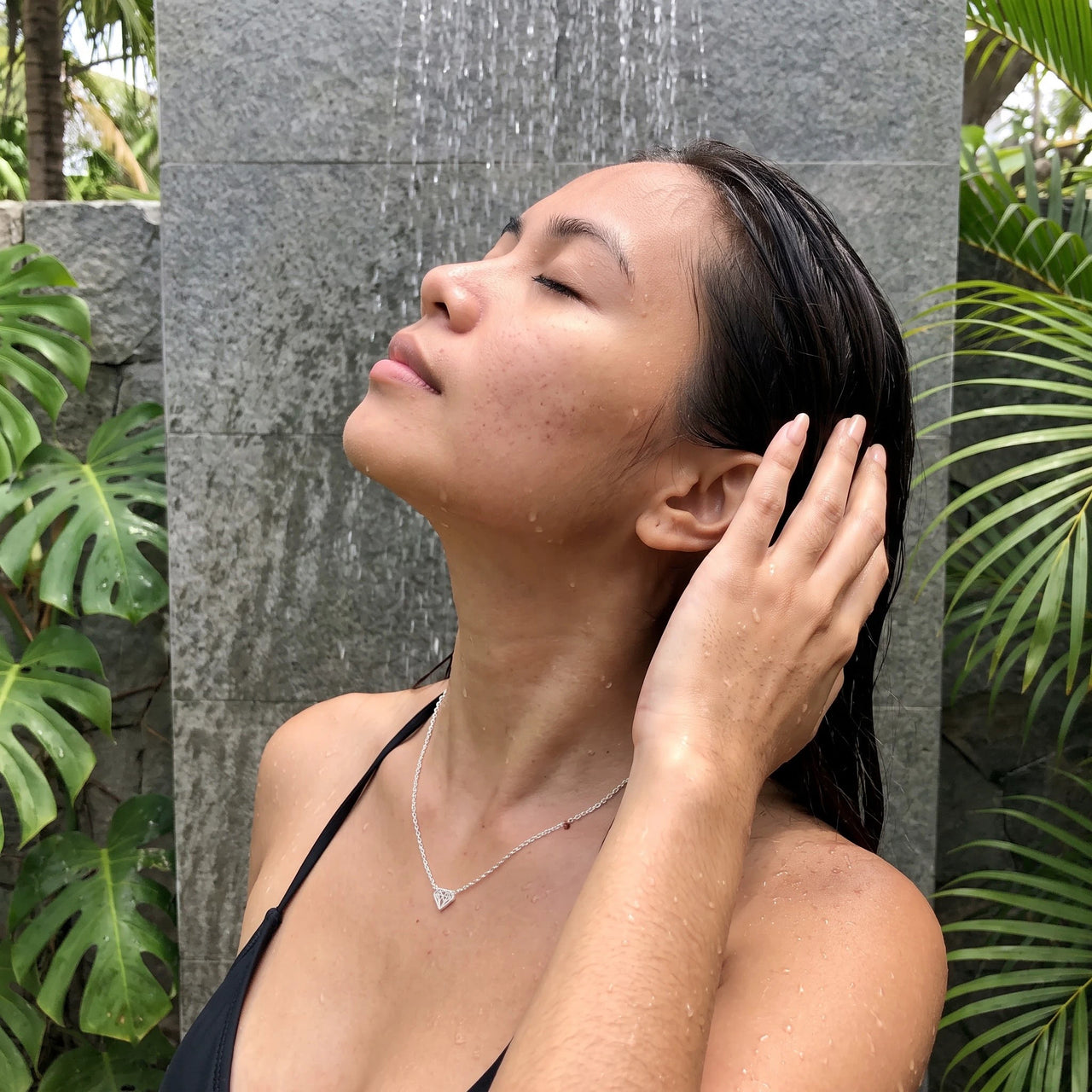 Geometrische ketting — gedragen onder de douche, waterproof, zilver | SKU: 12791388-white-gold