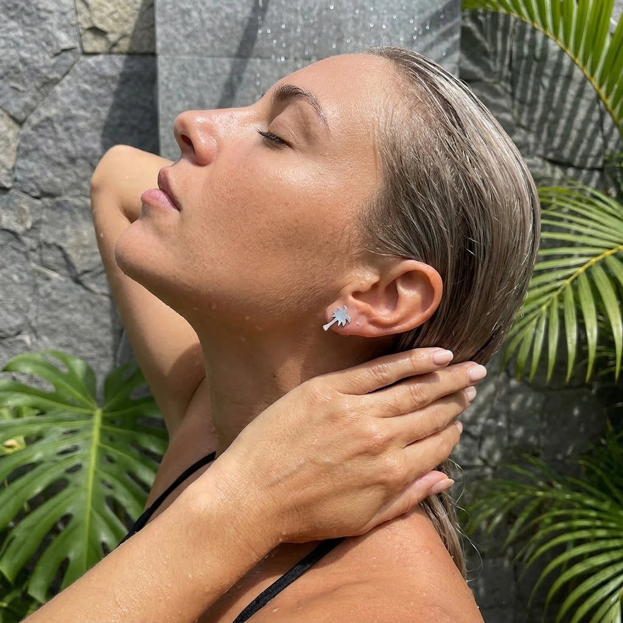 Palmboom oorbellen — gedragen onder de douche, waterproof, zilver | SKU: 10287609-silver-plated