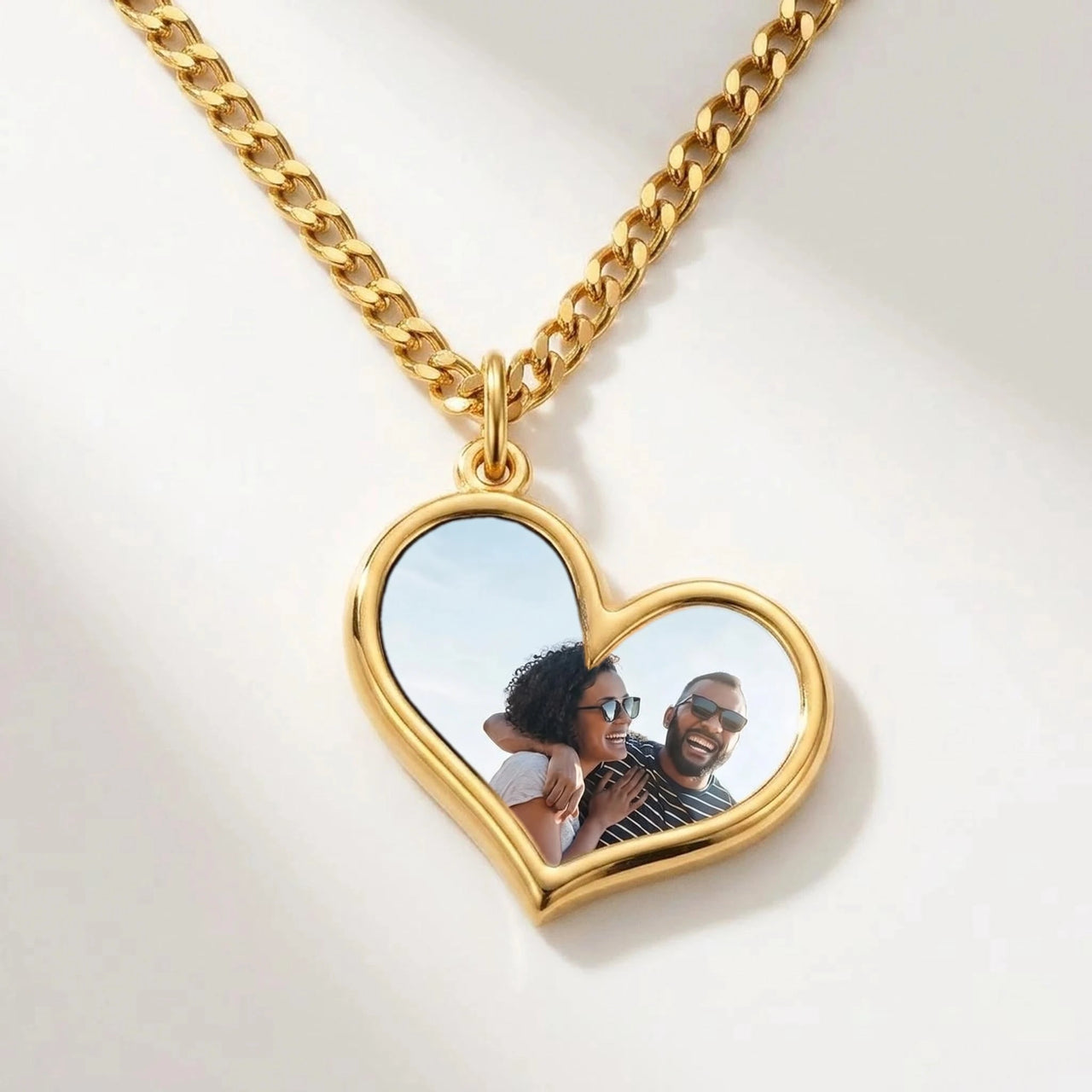 Secret Heart Photo Necklace in gold, black heart pendant turning into a hidden photo when warmed | SKU: TPH-HRTN-GOLD