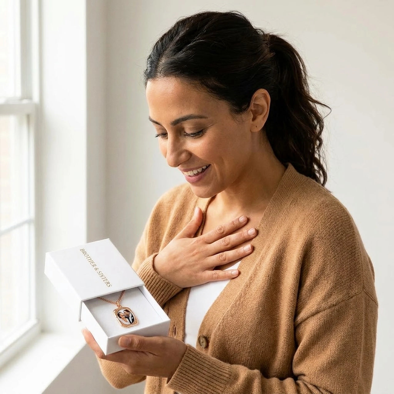 The rose gold oval photo necklace with a wedding photo in the Brother & Sisters gift box | SKU: TPH-OVLN-ROSEGOLD