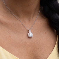 Thumbnail for Close-up of the silver necklace worn on the skin | SKU: 505762