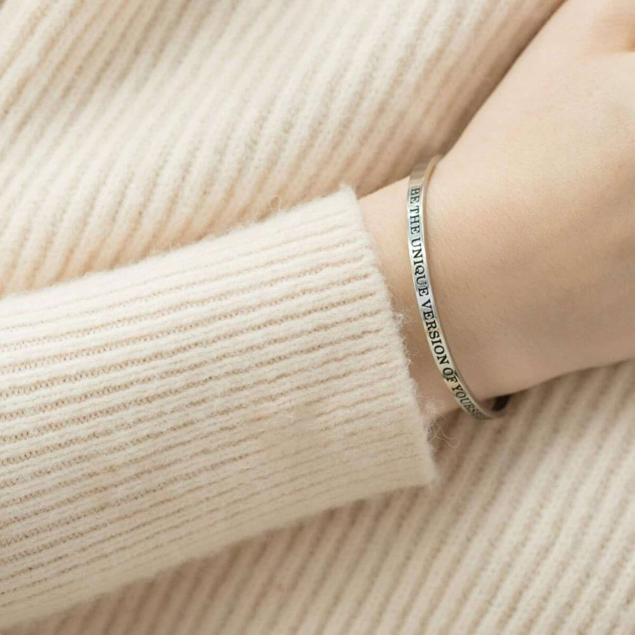 Be The Unique Version Of Yourself - Quote Bracelet - Mantra Bracelet Bracelet Brother & Sisters