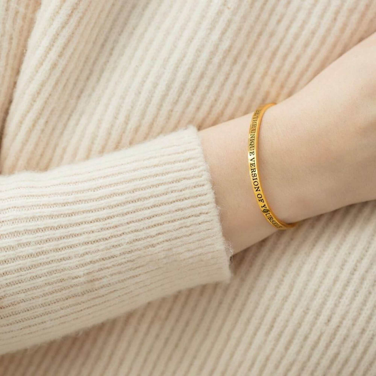 Be The Unique Version Of Yourself - Quote Bracelet - Mantra Bracelet Bracelet Brother & Sisters