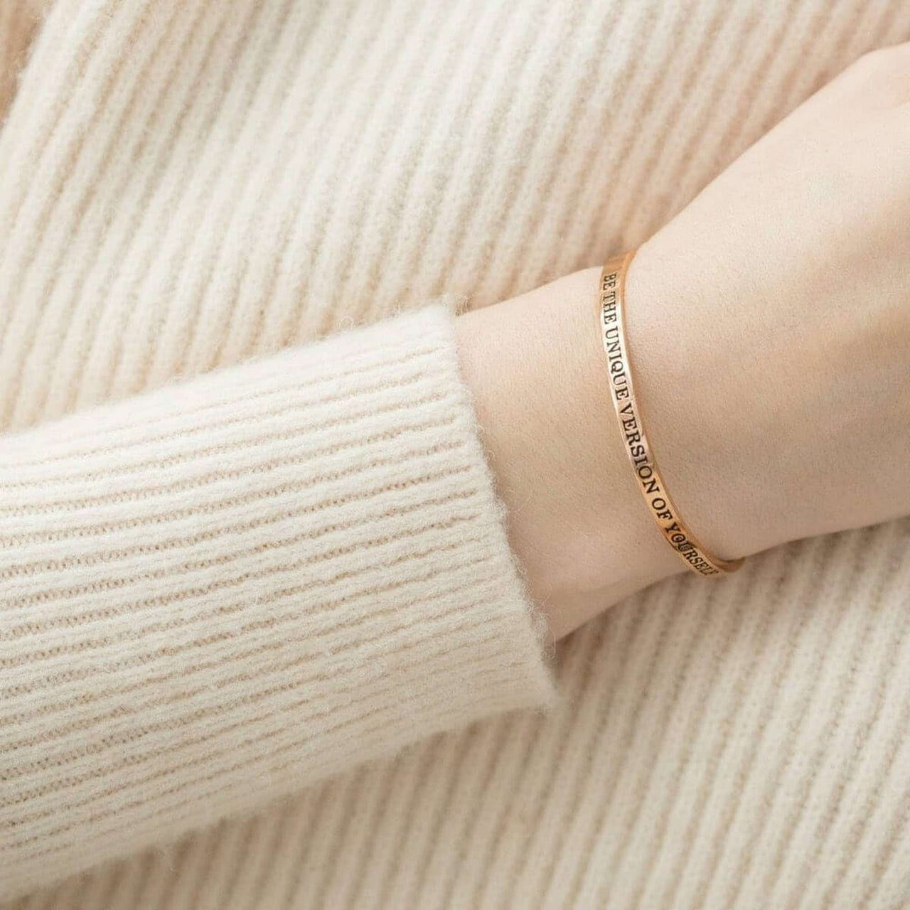 Be The Unique Version Of Yourself - Quote Bracelet - Mantra Bracelet Bracelet Brother & Sisters